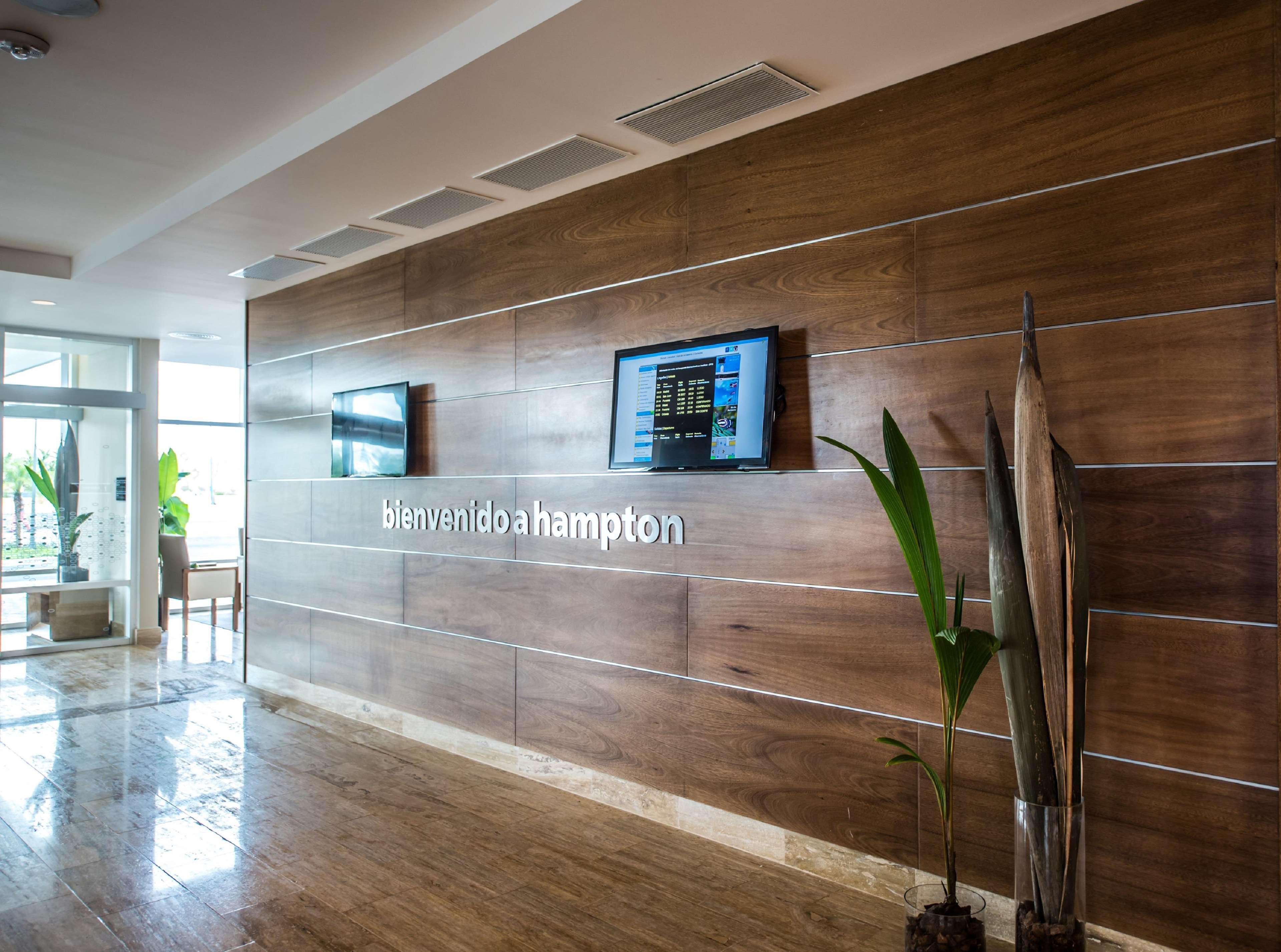 Hotel Hampton By Hilton Santo Domingo Airport Boca Chica Exterior foto
