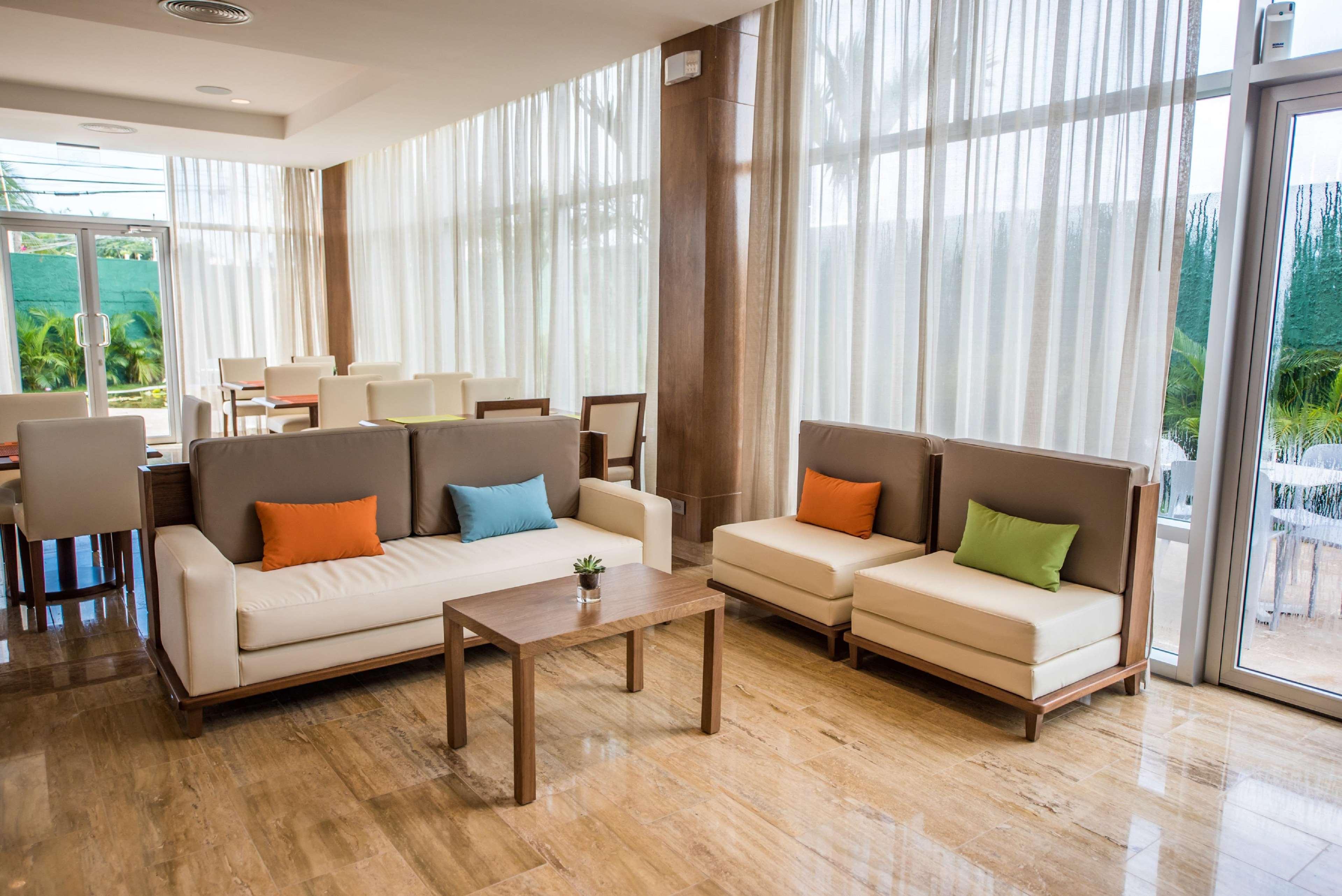 Hotel Hampton By Hilton Santo Domingo Airport Boca Chica Exterior foto