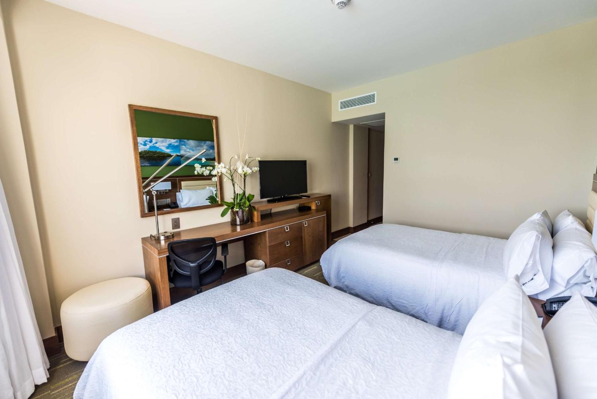 Hotel Hampton By Hilton Santo Domingo Airport Boca Chica Exterior foto