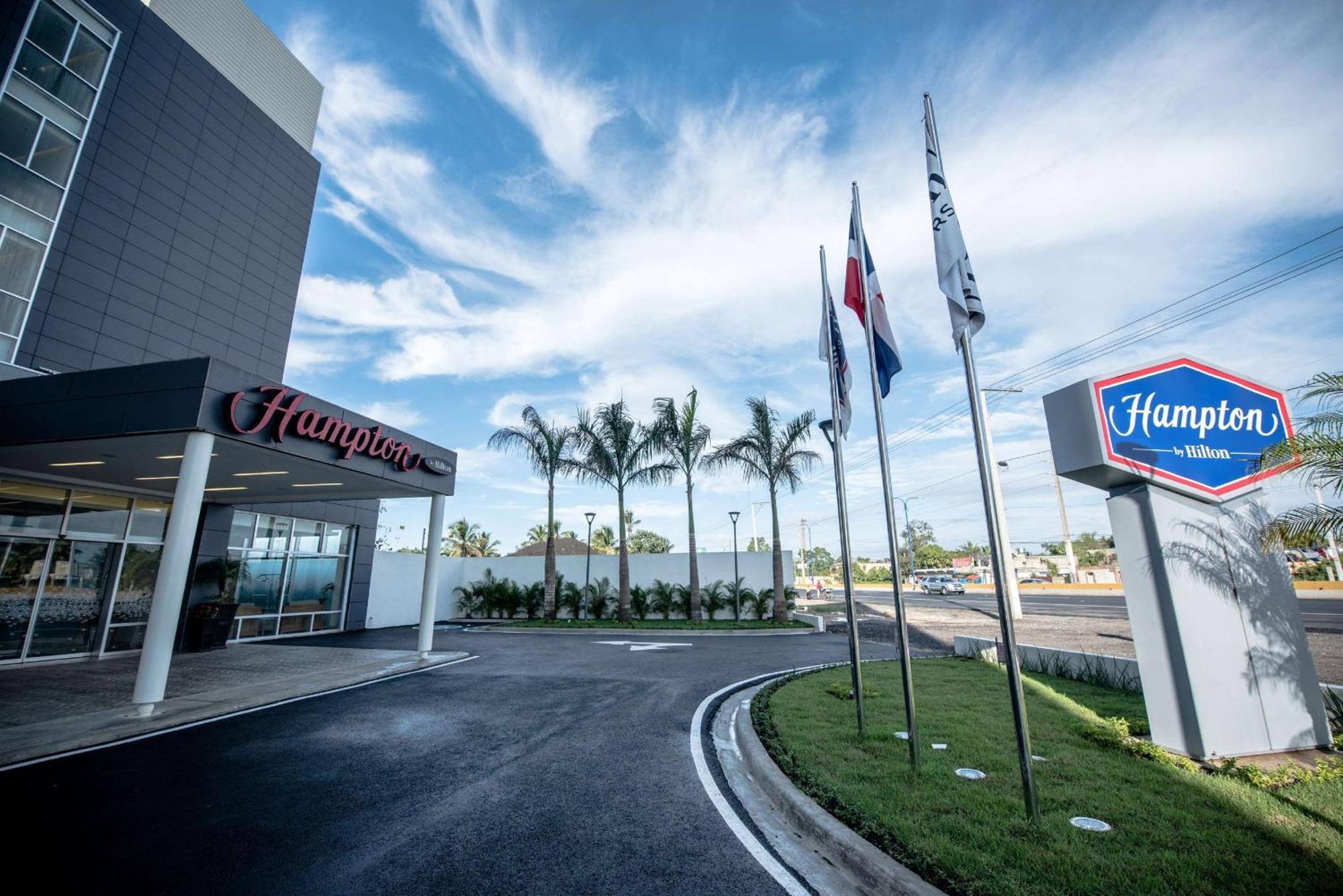 Hotel Hampton By Hilton Santo Domingo Airport Boca Chica Exterior foto
